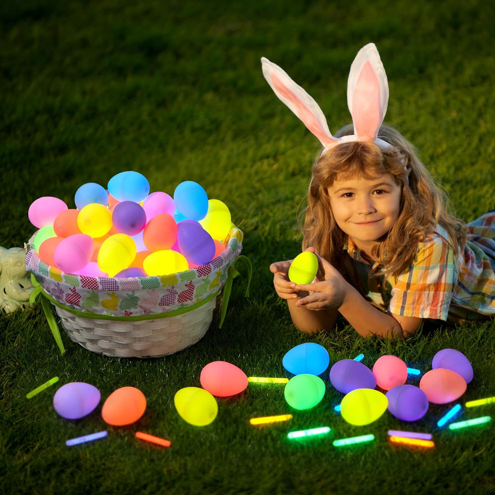 35 Pcs Easter Eggs with
35 Mini Glow Sticks